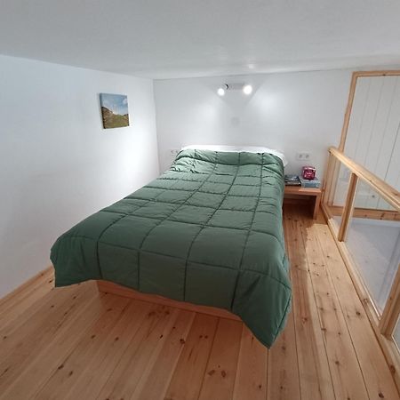 Tinos Youth Apartment Kültér fotó