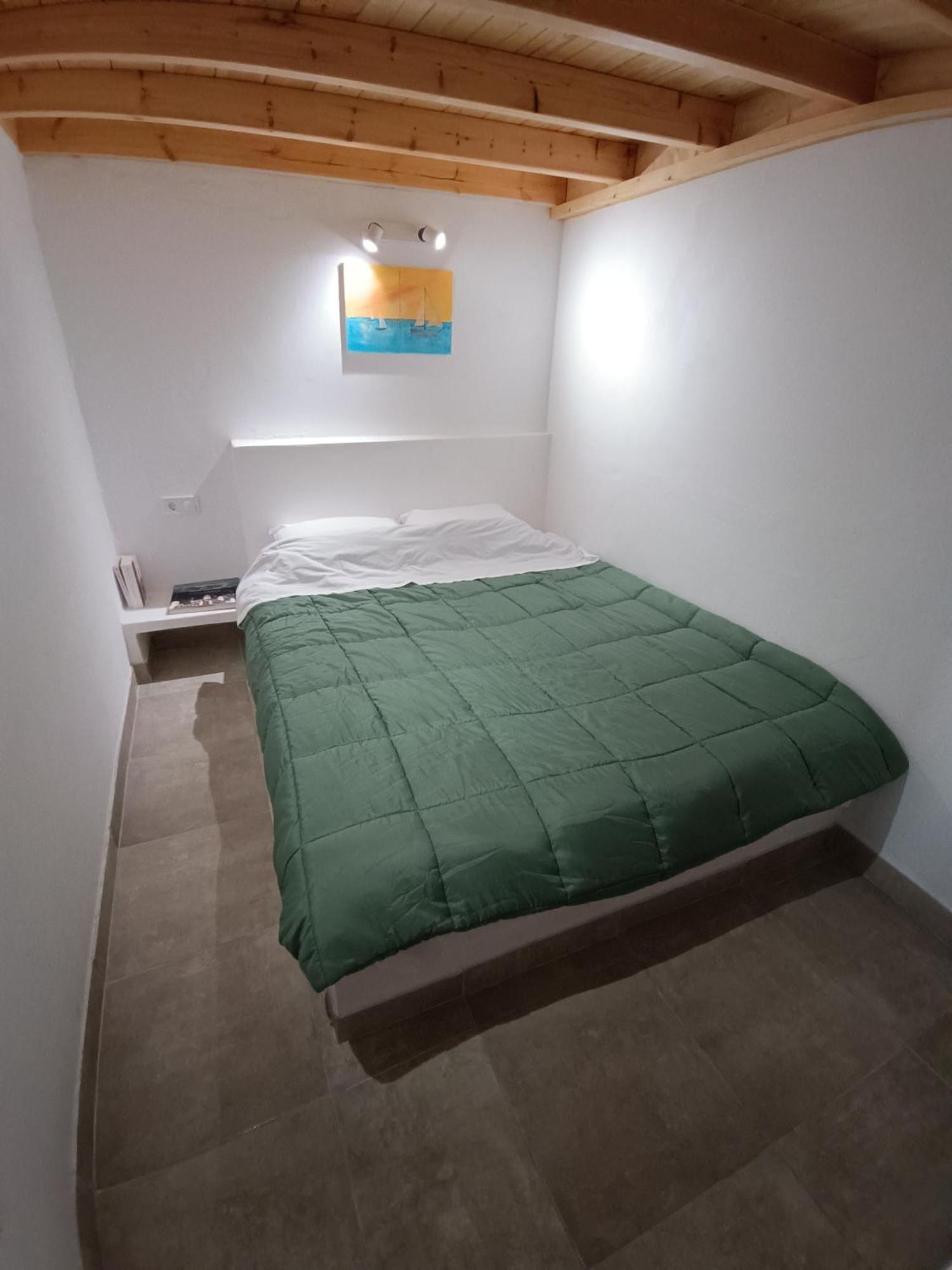 Tinos Youth Apartment Kültér fotó